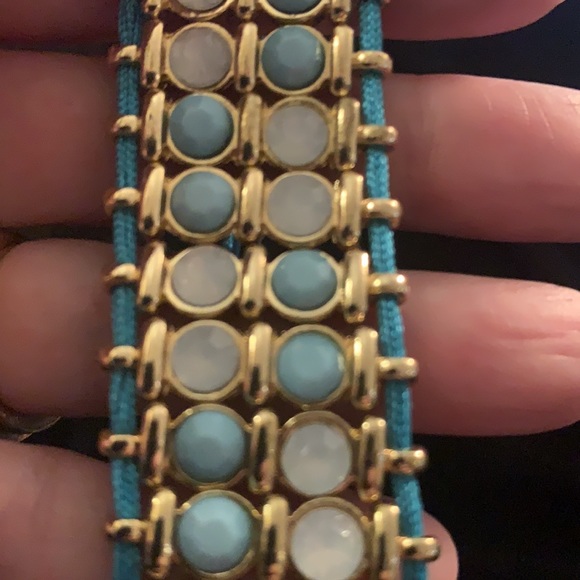 - VNTG Draw String and Yellow metal and plastic beads Bracelet - Picture 6 of 7